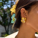 Load image into Gallery viewer, Beatrice Flower Studs