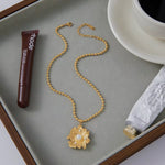 Load image into Gallery viewer, Mira Floral Pendant Necklace