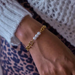 Load image into Gallery viewer, Nadie Pearl Charm Bracelet