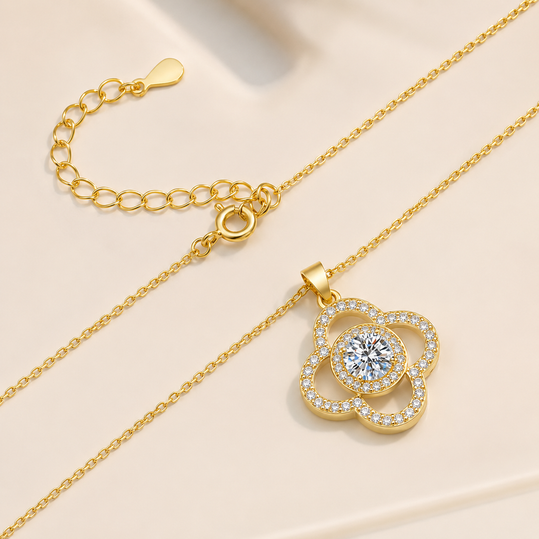 Belle Clover Necklace