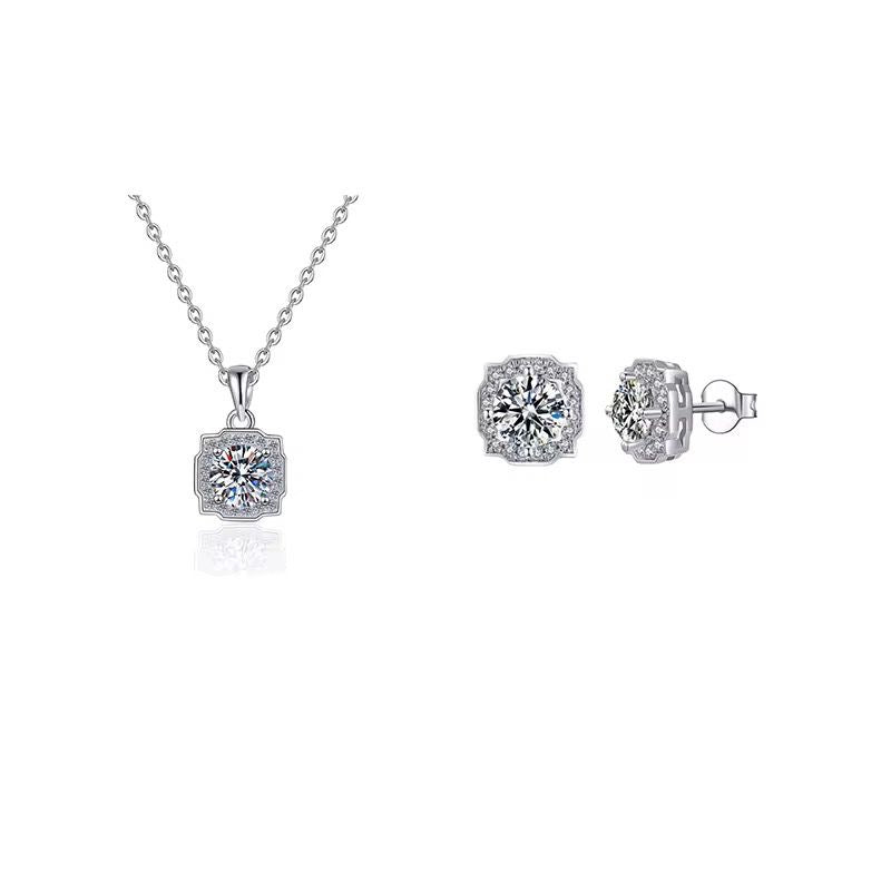 Naya Moissanite Set