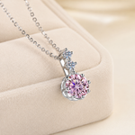 Load image into Gallery viewer, Zuri Halo Pendant Necklace
