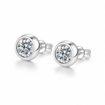 Load image into Gallery viewer, Evie Solitaire Stud Earrings
