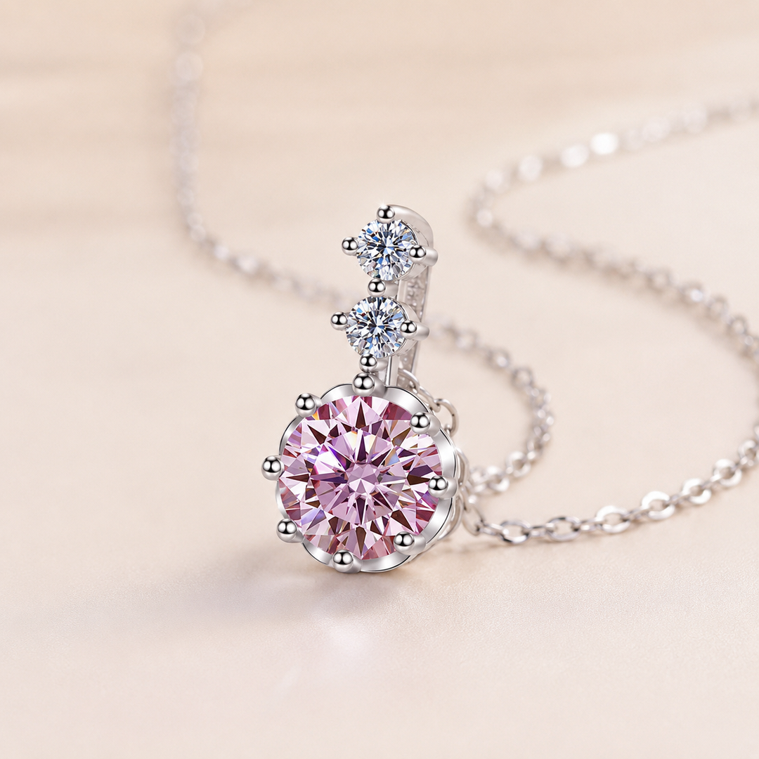 Zuri Halo Pendant Necklace