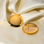 Load image into Gallery viewer, Nieve Dome Earrings
