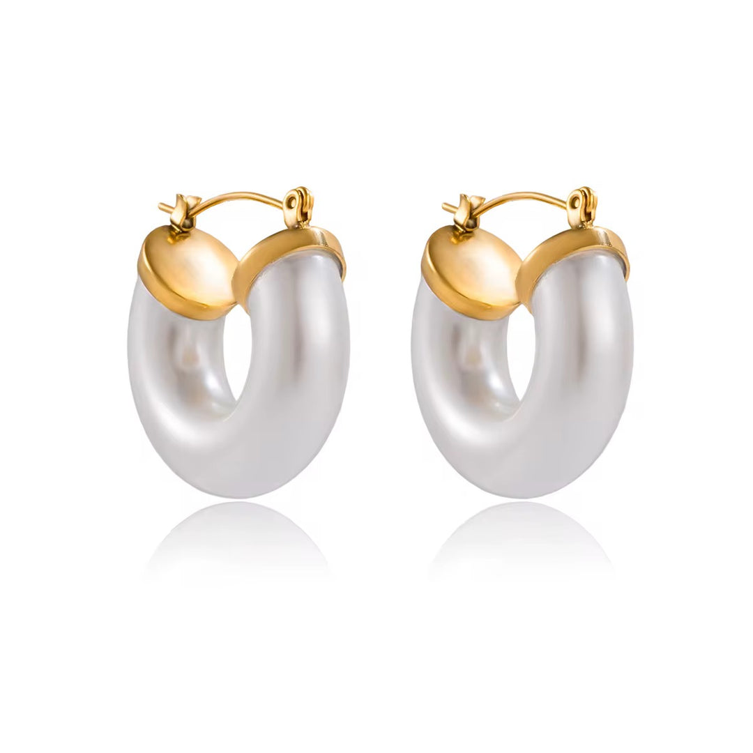 Zola Resin Hoop Earrings