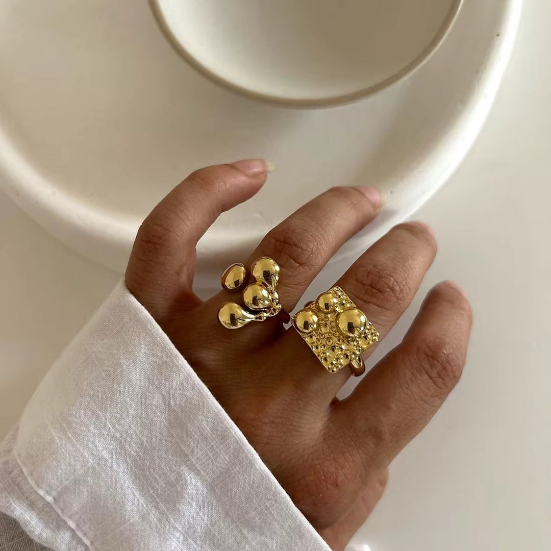 Thea Ring