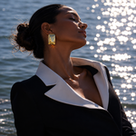 Load image into Gallery viewer, Amber Sculpted Gold Stud Earrings
