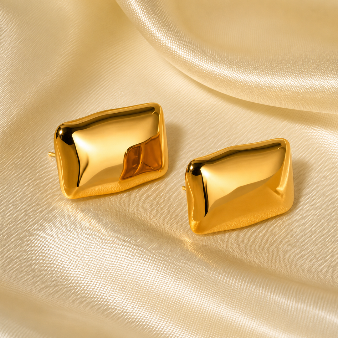 Amber Sculpted Gold Stud Earrings