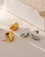 Load image into Gallery viewer, Emma Stud Earrings
