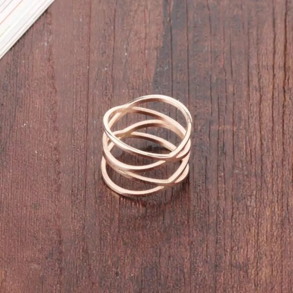 Mara Criss Cross Ring